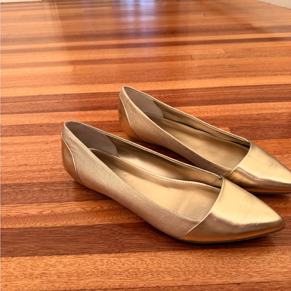 Alfani Gold Flats - Picture 2 of 6